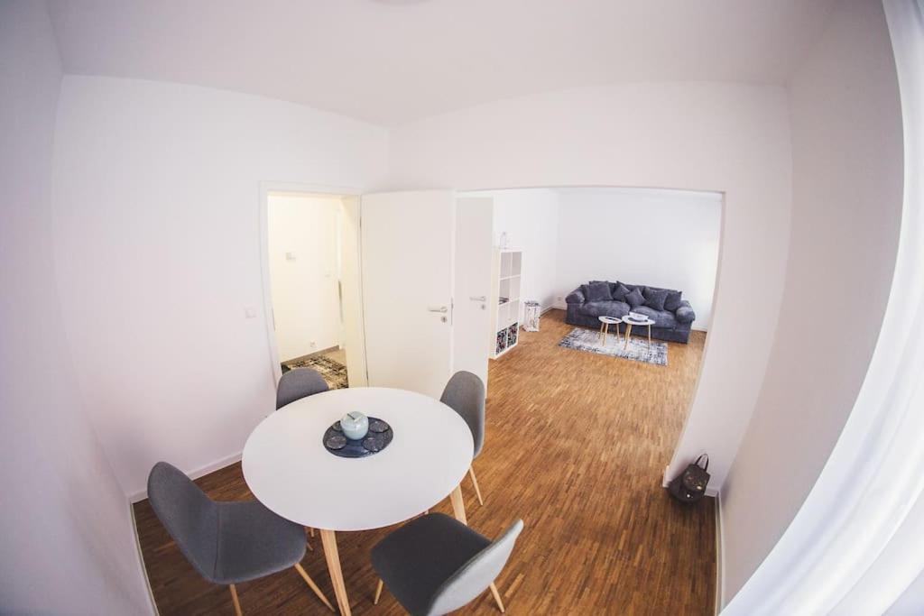 Wunderschoene Neue 3,5 Zimmerwohnung Naehe Kassel Bis 4 Erwachsene 3 Kinder Fuldatal Exterior photo