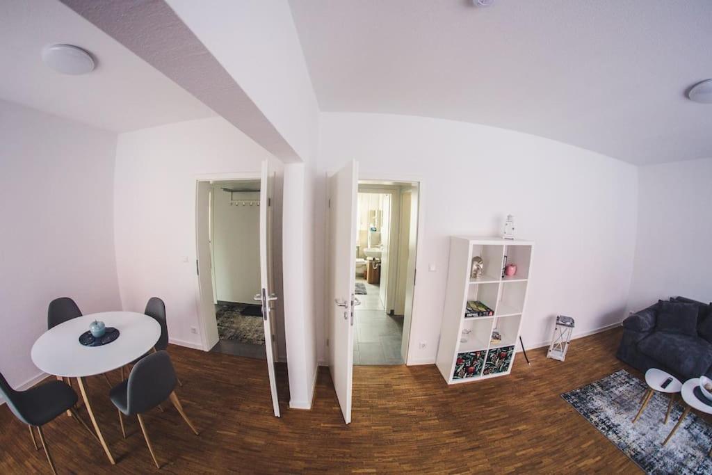 Wunderschoene Neue 3,5 Zimmerwohnung Naehe Kassel Bis 4 Erwachsene 3 Kinder Fuldatal Exterior photo