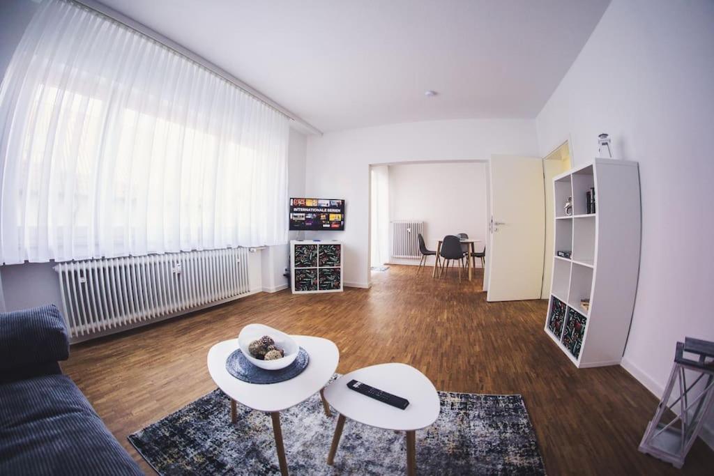 Wunderschoene Neue 3,5 Zimmerwohnung Naehe Kassel Bis 4 Erwachsene 3 Kinder Fuldatal Exterior photo