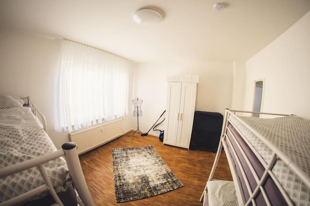 Wunderschoene Neue 3,5 Zimmerwohnung Naehe Kassel Bis 4 Erwachsene 3 Kinder Fuldatal Exterior photo
